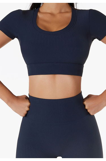 Crew Neck Ribbed Fitted Top in Navy