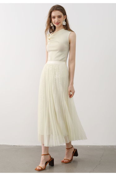 Side Knot Ruched Sleeveless Knit Top in Cream