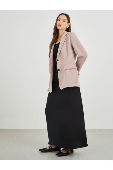 Solid Notch Label Buttoned Blazer
