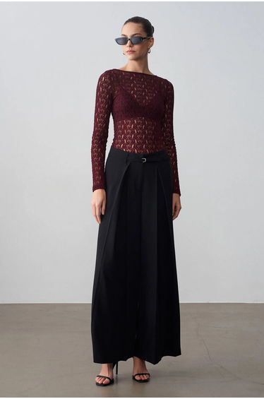 DILVIN Slim Fit Lace Boat Neck Blouse