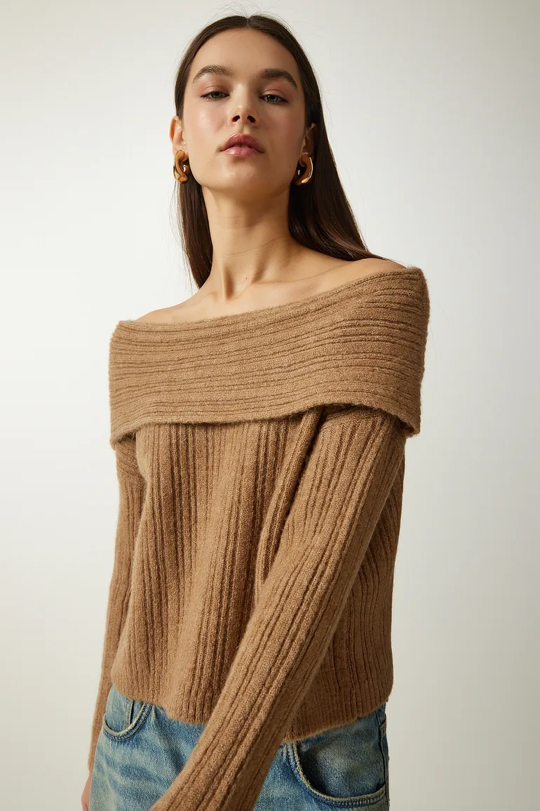 Women's Camel Madonna Collar Knitwear Sweater