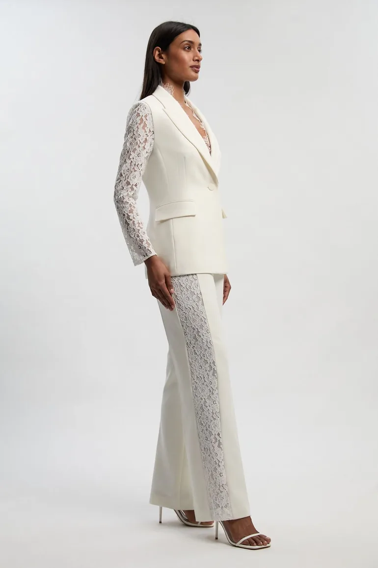 بنطلون كارين ميلين بقصة عريضة