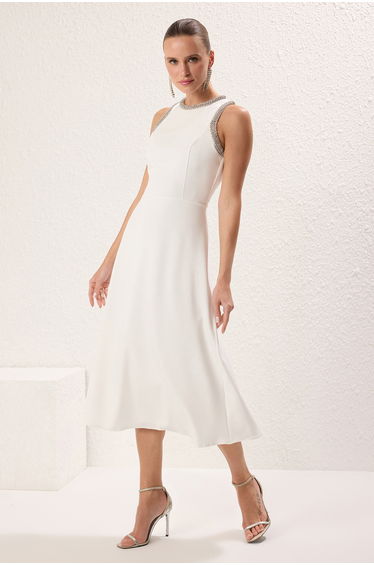 White A-Cut Stone Accessory Woven Evening Dress Graduation Dress