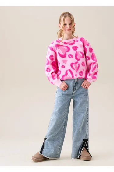 Reya Leopard Heart Eyelash Jumper