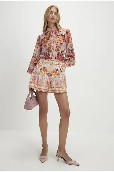 شورت ريفر آيلاند زهري بقصة عريضة