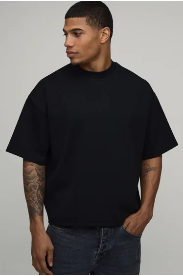 Oversized Boxy Extended Neck Heavyweight T-shirt - black