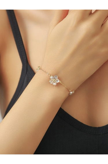 Women Gold Floral Zirconia Bracelet