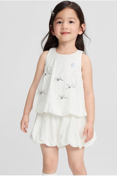 Girls' Textured Top And Shorts Set