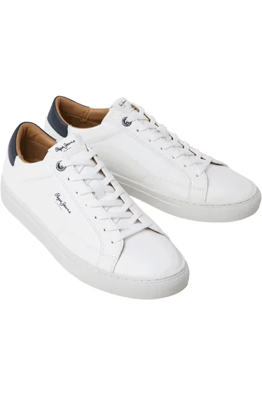 حذاء رياضة برقبة قصيرة