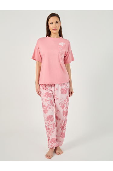 Slogan Print Pocket Detail T-Shirt and Pyjama Set