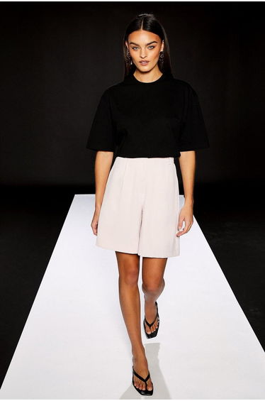 Runway 1.8.1.8 City Style Bermuda Shorts