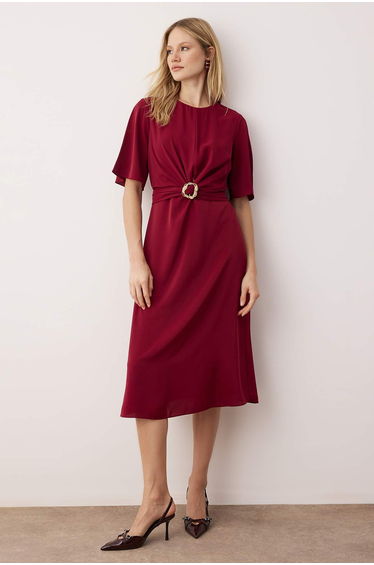 Burgundy Plain Accessory Detailed Woven Dress