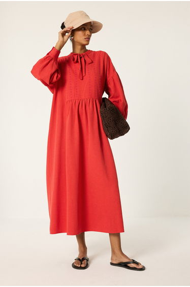 EMBROIDERED LINEN DRESS