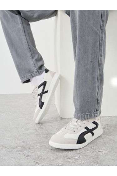 Color Block Lace Up Sneakers