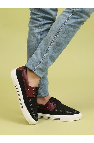 Men Low Top Canvas Boat Shoes
