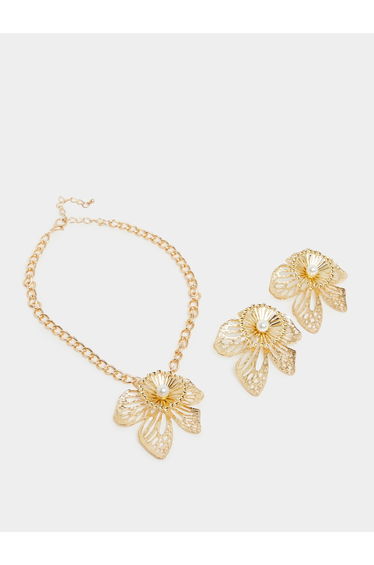 Set of 2 - Golden Floral Necklace and Earrings