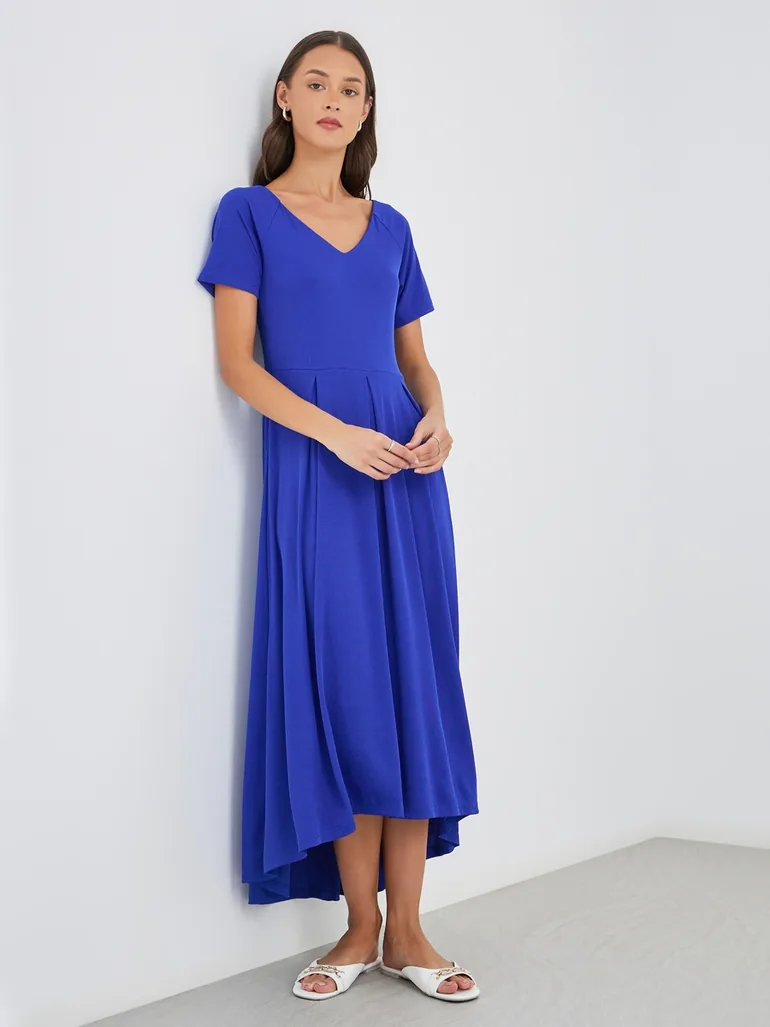 Women Blue Plain V Neck A-Line Dress with High Low Hem Styli Blue : Day  Dresses : VogaCloset Oman