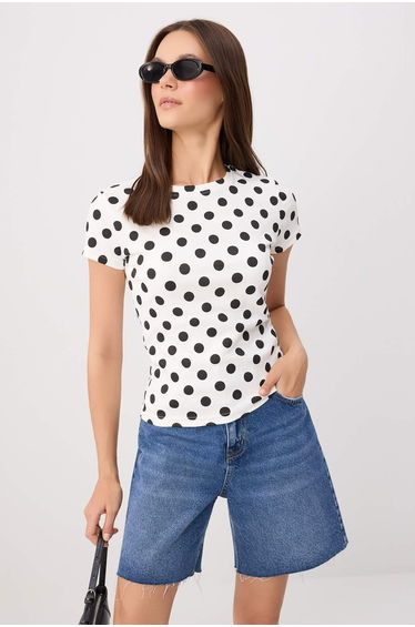 Ecru Polka Dot Fitted Short Sleeve Stretch Knit T-Shirt