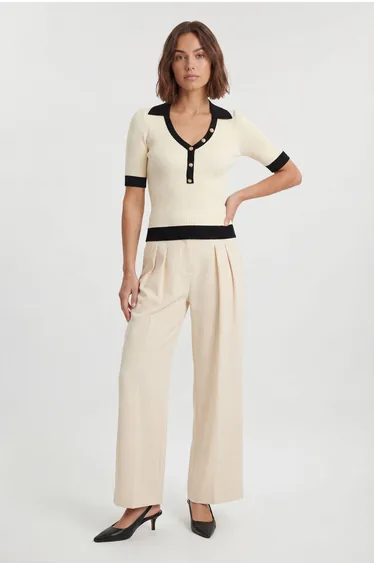 Petite Knit Rib With Contrast Hem Detail Collared Short Sleeve Top