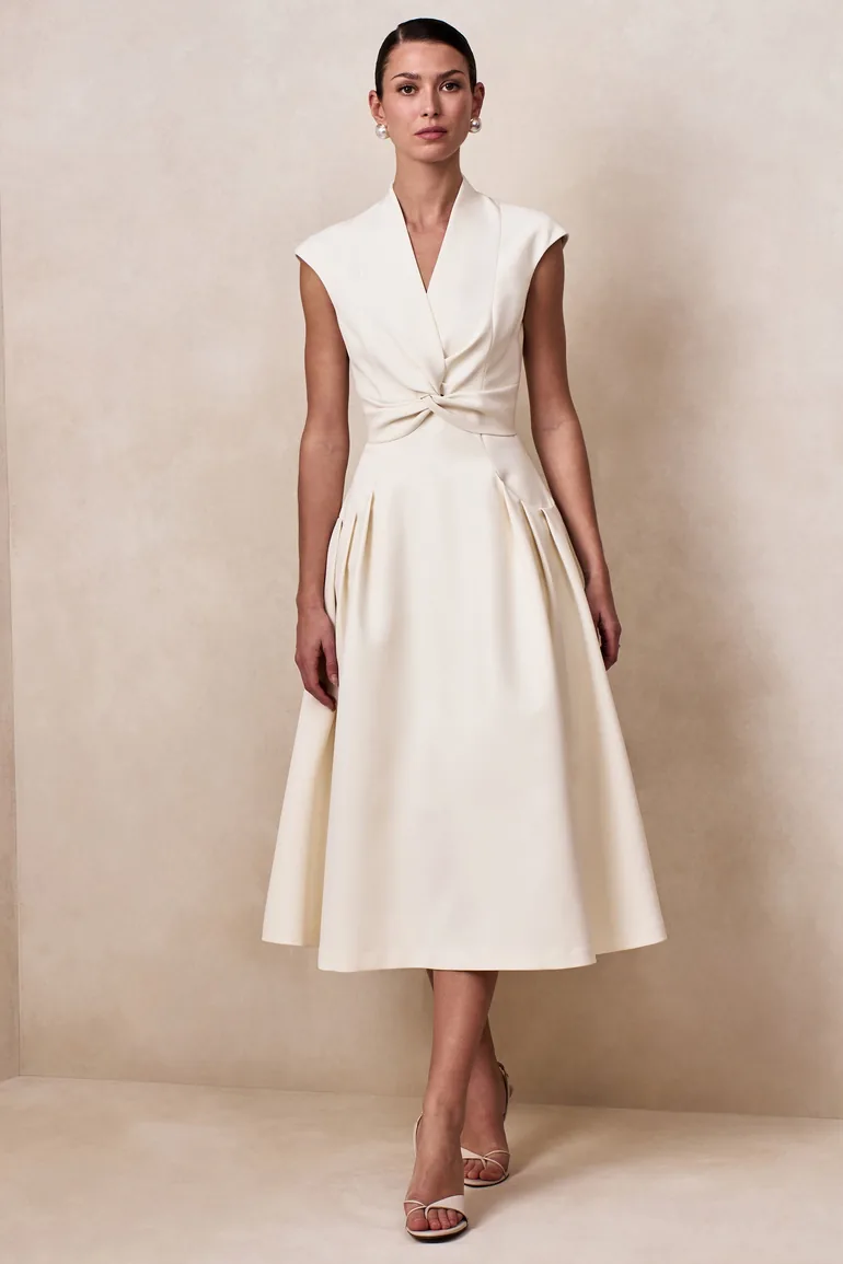 Kylen | White V-Neck Midi Dress