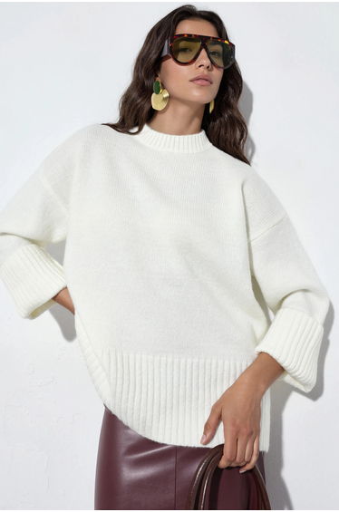 VIORNA Plain Crew Neck Sweatshirt