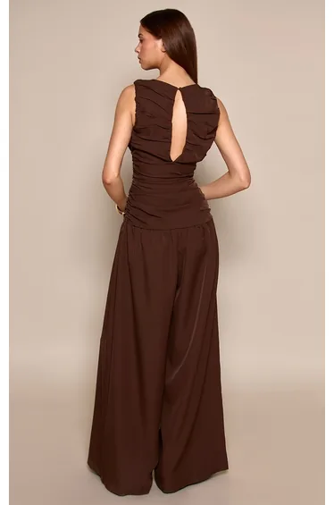 جمبسوت و افرول بريتي ليتل ثينق باللون البني