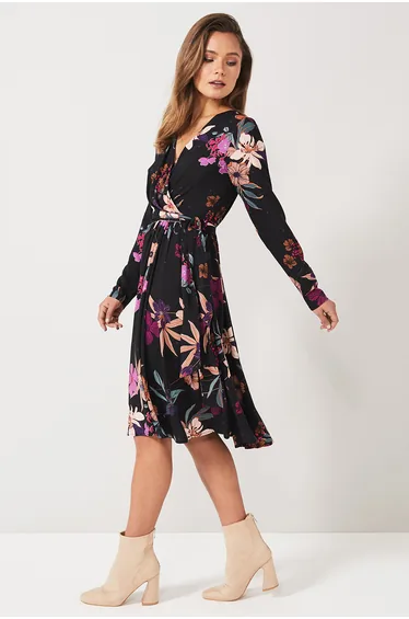 فستان مطبع بربطة - أسود