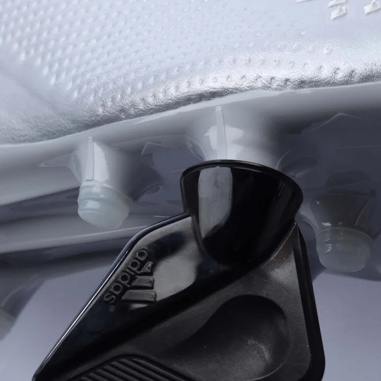 Men's adidas Predator Malice Rugby Boots in Silver - 8