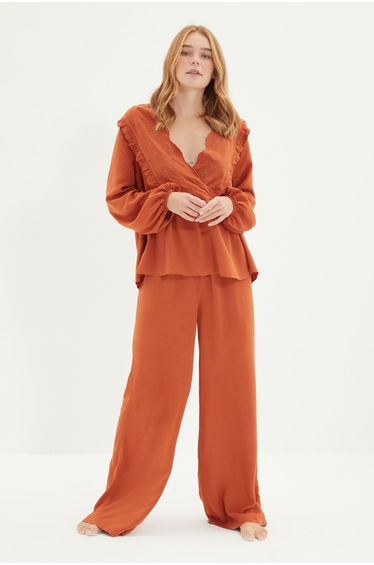 Cinnamon Embroidery Detailed Viscose Woven Pajamas Set