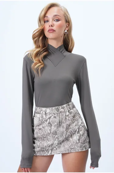 Women's Mink Stand Collar Basic Sandy Blouse