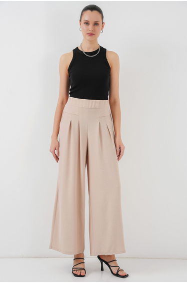 Women's Wide Leg Pleated Trousers