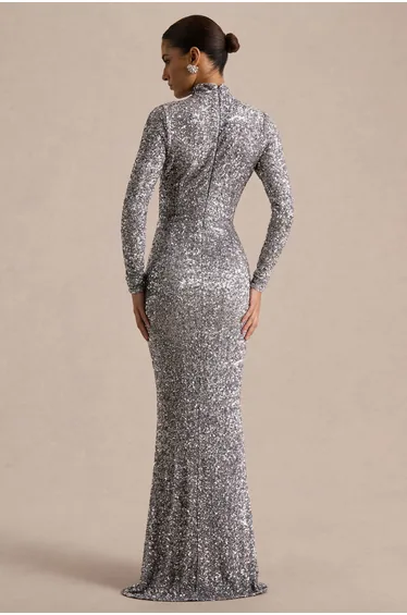 فستان كلوب ال لندن فضي بقصة ضيقة بأكمام طويلة