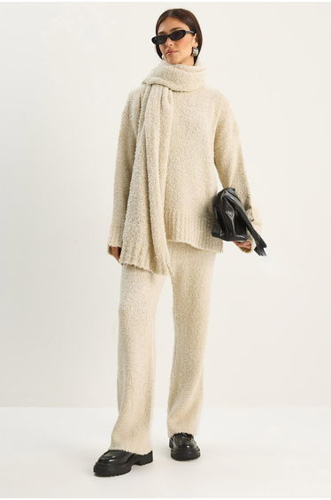 Women's Soft Textured Relaxed Fit Scarf Knit Set - Cream