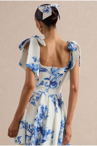 Tullia | Blue and White Floral Print Hair Bow product thumbnail 4