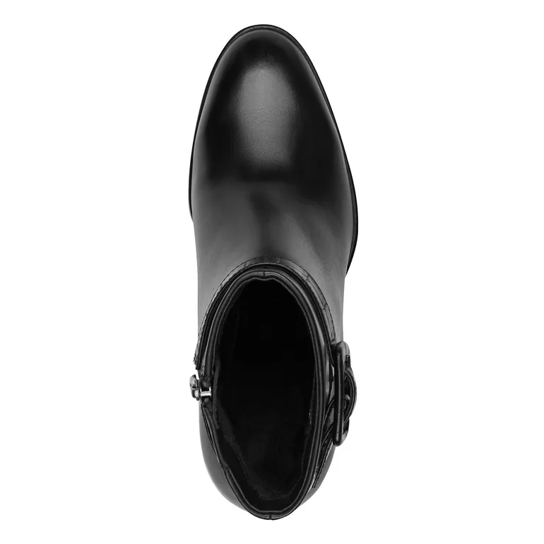 Pointed Ankle Boots - 4