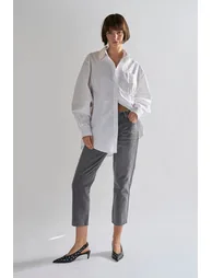 Grey Wash Low-Rise Cropped Jeans