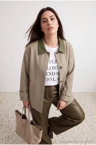 Stone Oversize Plaid Contrast Collar Plus Size Coat