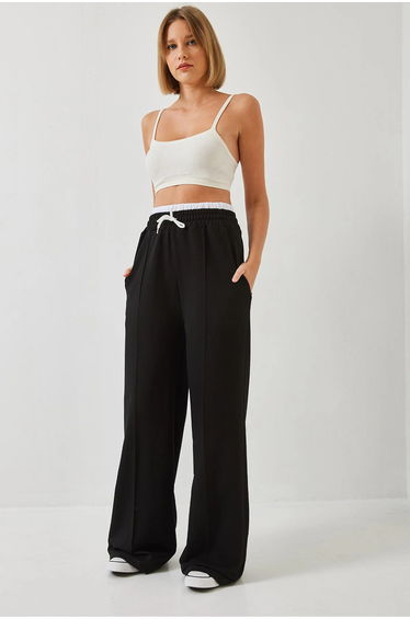 LUCCI Wide Leg Crepe Pants with Bow