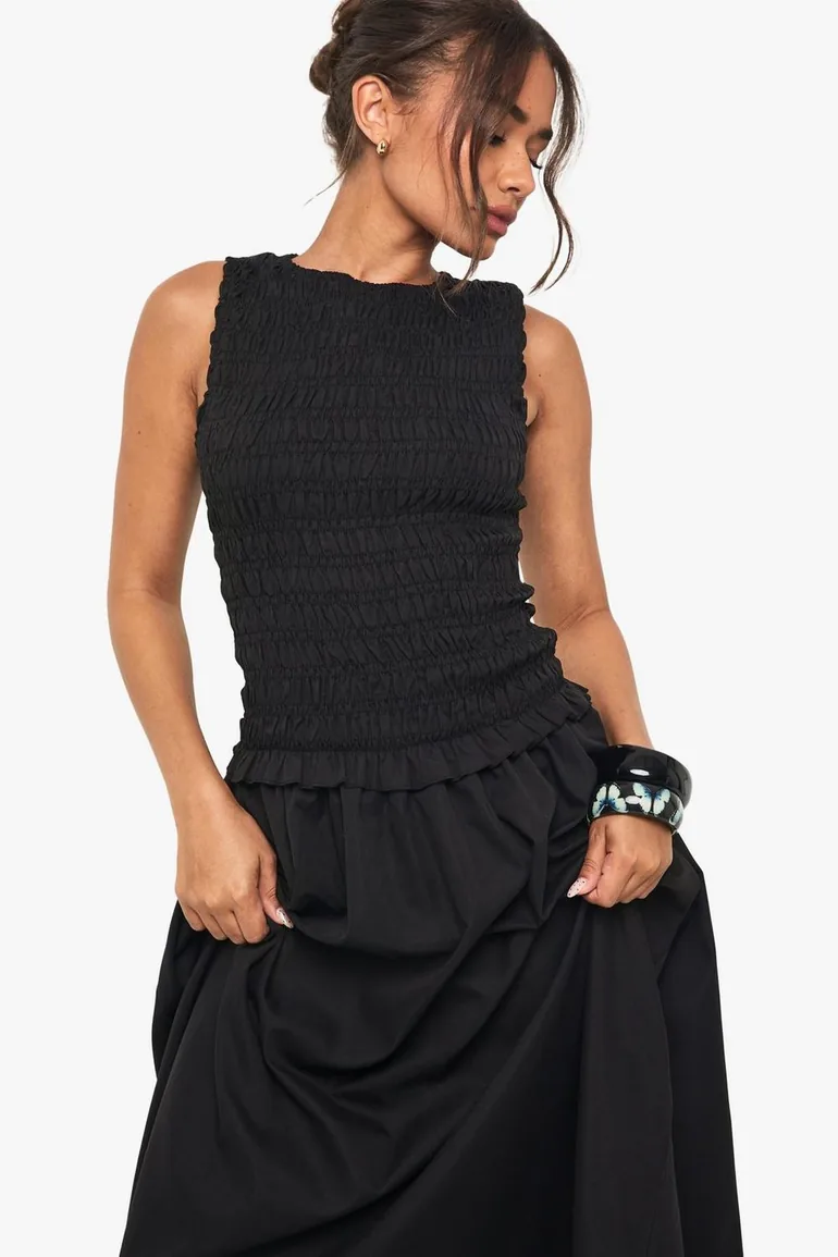 Racer Neck Shirred Drop Waist Midaxi Dress - black Boohoo Black : Day  Dresses : VogaCloset Oman