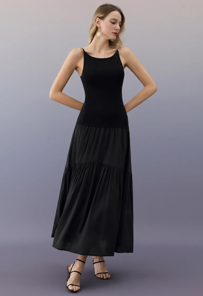 Streamlined Tiered Pleats Spliced Cami Maxi Dress in Black Chicwish Black :  Evening Dresses : VogaCloset Oman