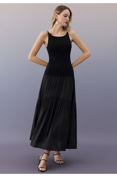 Streamlined Tiered Pleats Spliced Cami Maxi Dress in Black