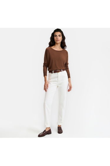 Fine Knit Jumper/Sweater with Crew Neck