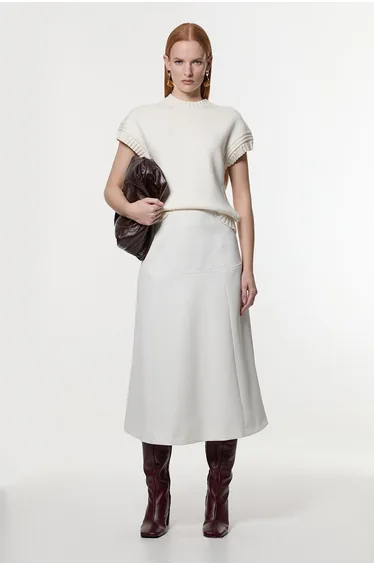 تنورة ميدي - للمقاسات الصغيرة