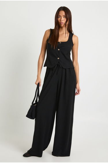 Crinkle Rib Scoop Neck Button Through Top - black