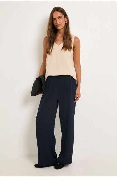 Woven Wide Leg Trouser