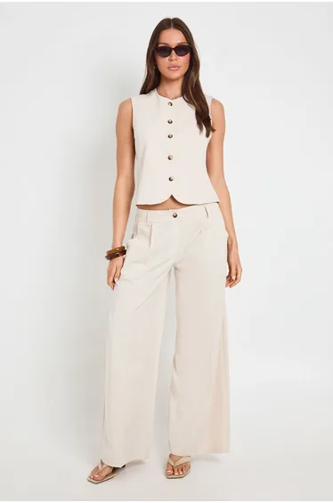 Crew Neck Textured Waistcoat - ecru