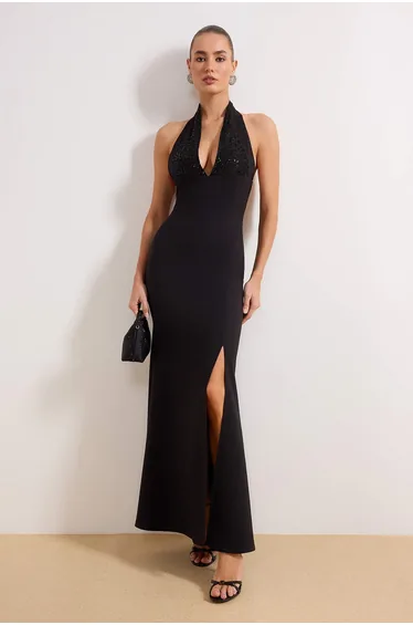 فستان ترينديول أسود ماكسي بقصة ميرمايد بياقة هالتر