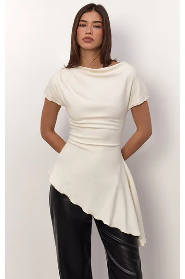 تيشيرت بريتي ليتل ثينق بأكمام قصيرة