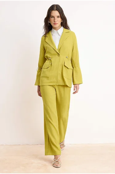 طقم ترينديول موديست باللون الأخضر