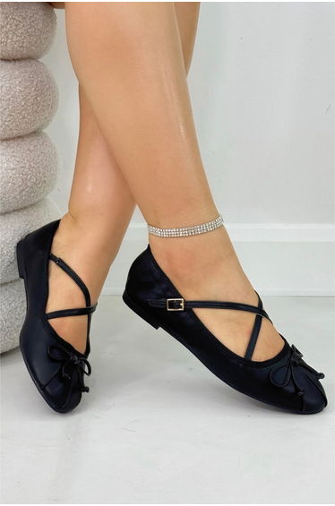 Chic Bow Crisscross Strap Ballet Flats Black